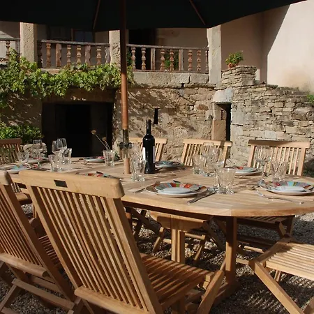 Le Chateau De Pervinquieres *