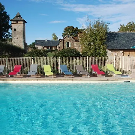 Le Chateau De Pervinquieres * Ginals