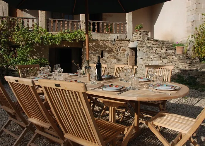 Le Chateau De Pervinquieres *