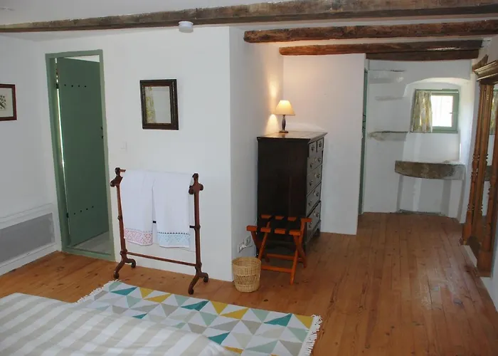 Le Chateau De Pervinquieres Nyaraló